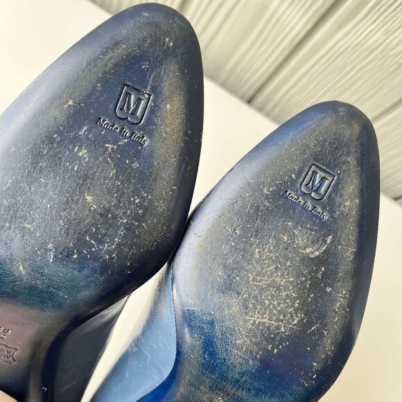 Vintage Bruno Magli Italy Slate Blue Pumps 38.5 / US 8 Leather Heels Blue Soles - Picture 6 of 16